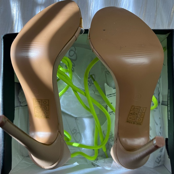 So Me Lace Up Glass Slippers - Picture 5 of 5